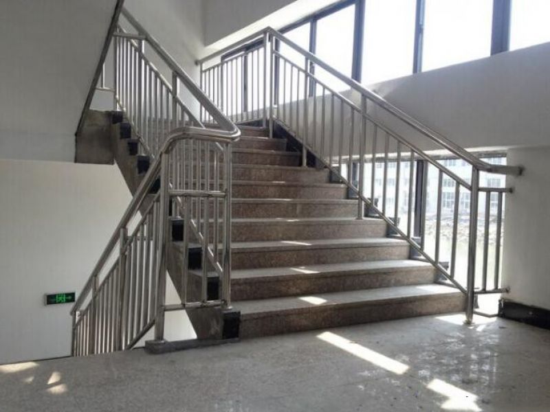 楼梯扶手该怎么选择型号